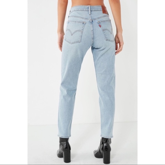 Levi's Denim - Levi's Premium Wedgie Icon Jeans in Bauhaus Blues in Size 28/29 NWT